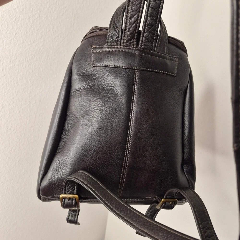 Le Donne Leather U-Zip Backpack Dark Brown Mini Sling Bag Made in Colombia Brass